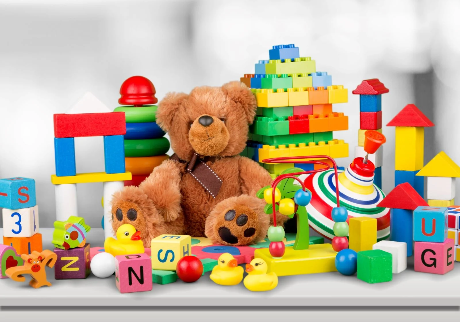 TOYS & GAMES